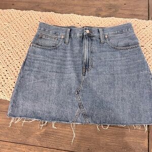 Madewell denim skirt EUC